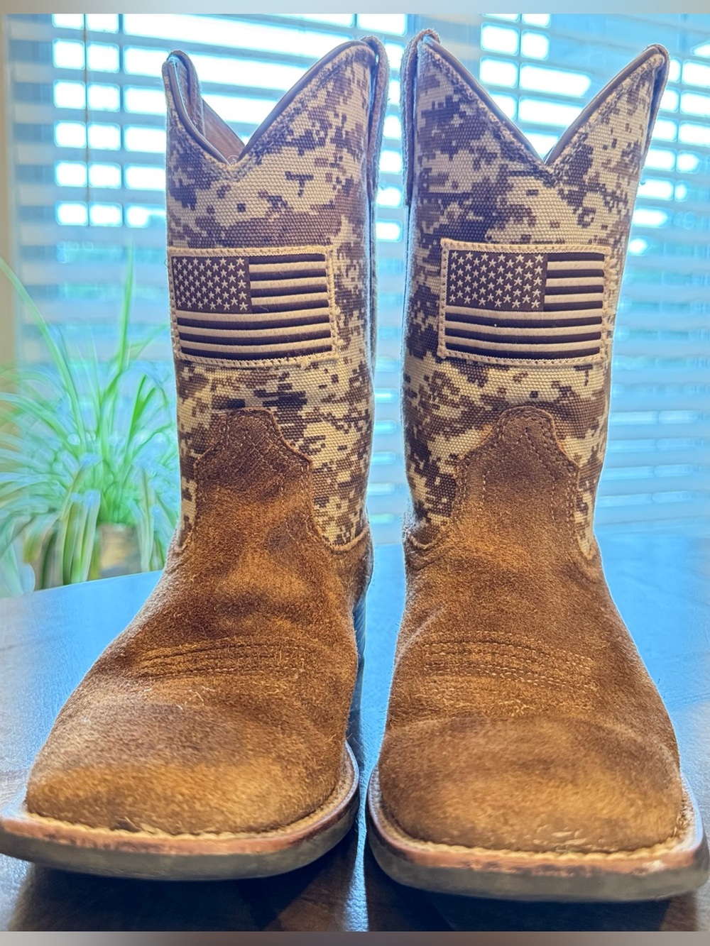 Ariat Youth Lil' Stomper Patriot Digi Camo Flag Suede Western Boots Size 4⁠
